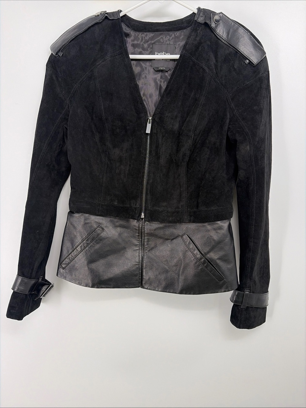 Bebe Black Layered Suede & Leather Zip Jacket Sz Small – Moto Style Fitted